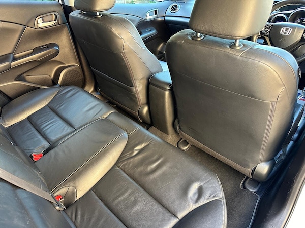 Used Honda Civic 2014 for sale - 76045652: Photo 25