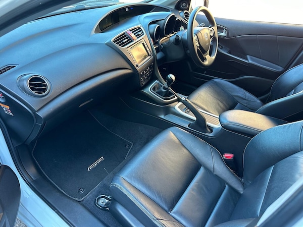 Used Honda Civic 2014 for sale - 76045652: Photo 8