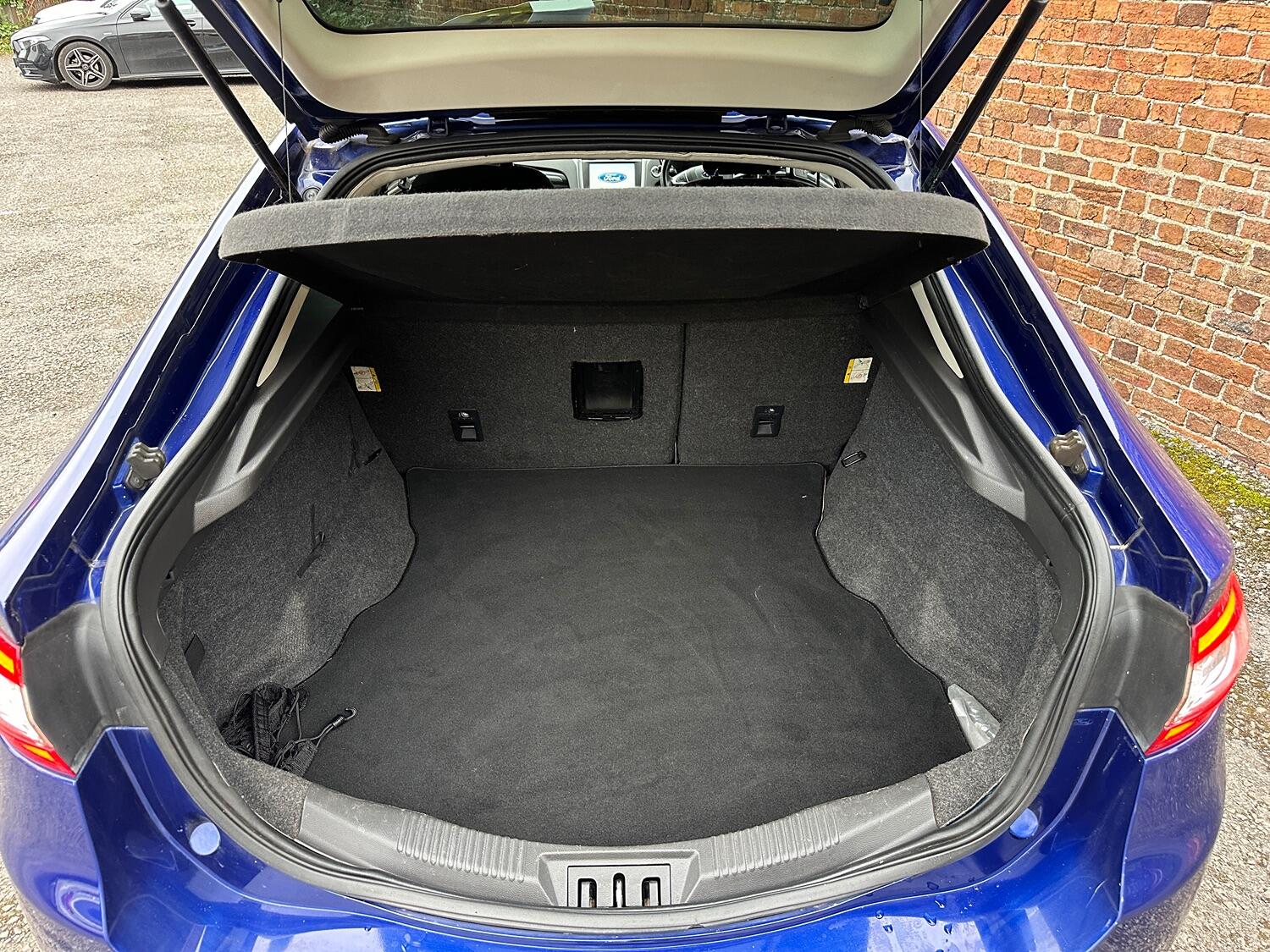 Used Ford Mondeo 2016 for sale - 76785127: Photo 16