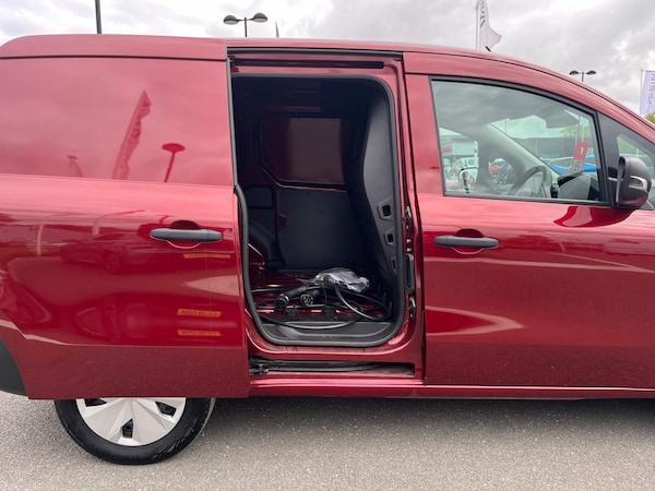 Used Nissan Other 2023 for sale - 74667652: Photo 16