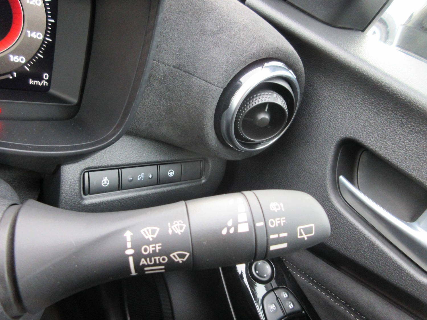 Used Nissan Juke 2025 for sale - 76994208: Photo 37