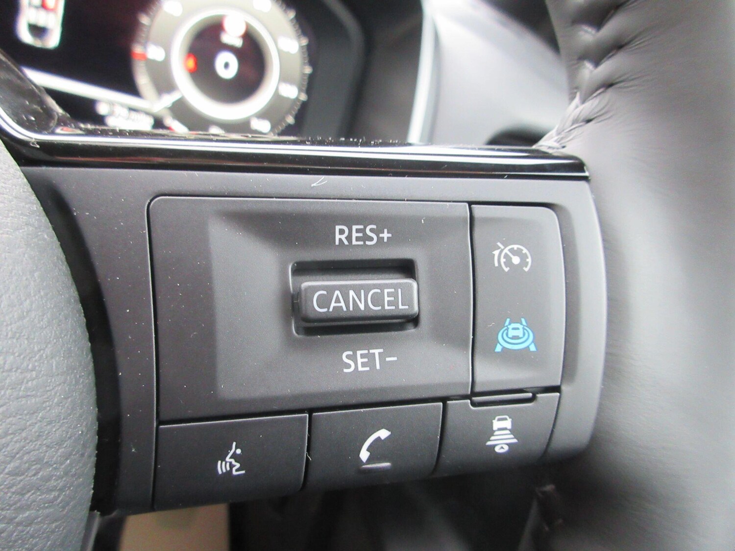 Used Nissan Qashqai for sale - 77970341: Photo 17