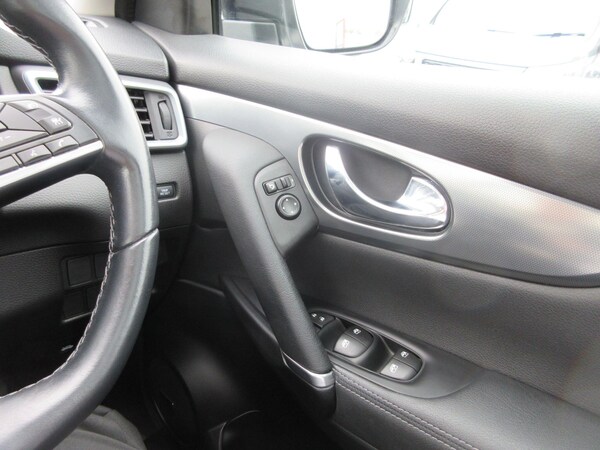 Used Nissan Qashqai 2020 for sale - 76227432: Photo 17