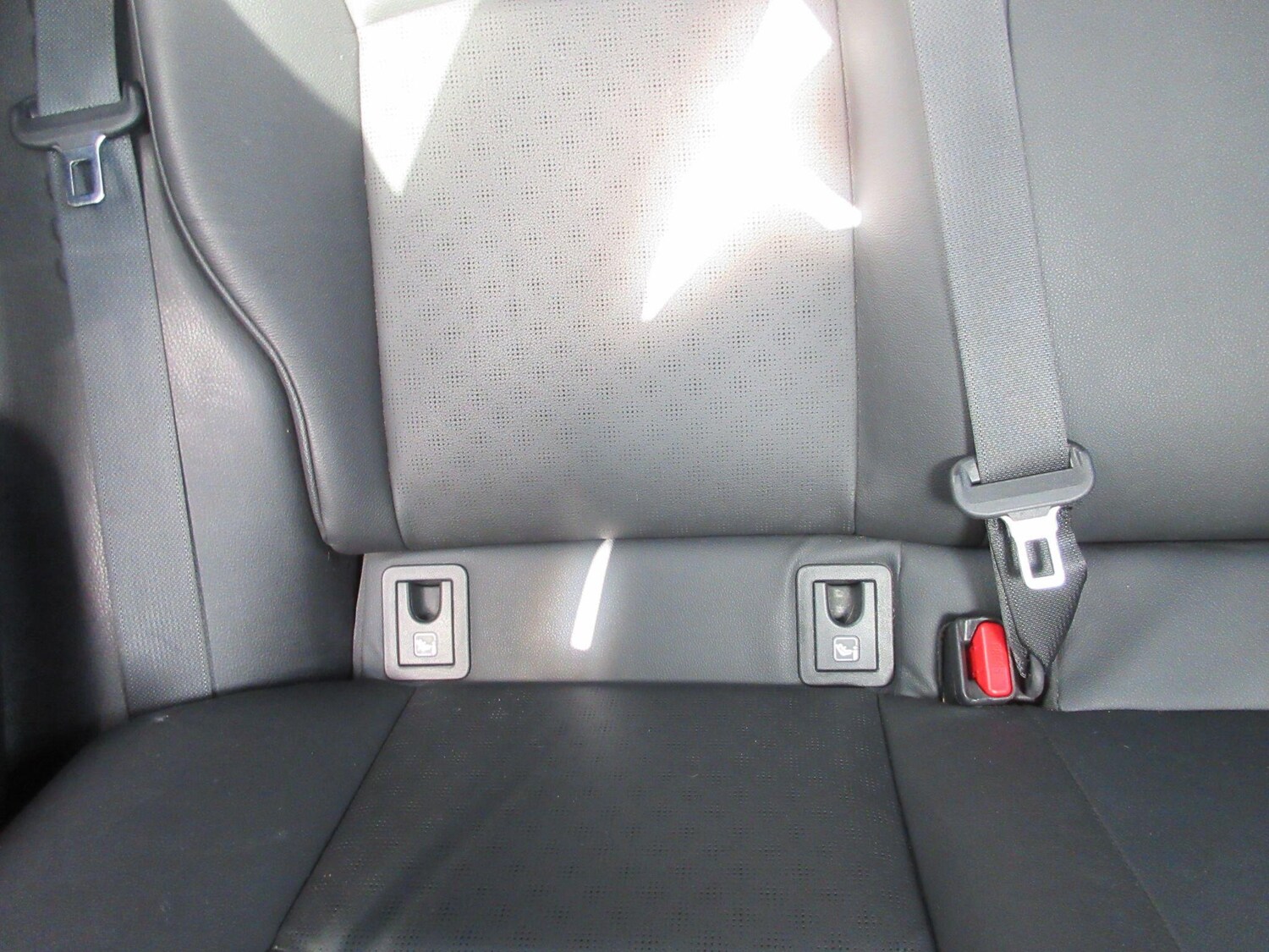 Used Toyota C-HR 2019 for sale - 76839621: Photo 18