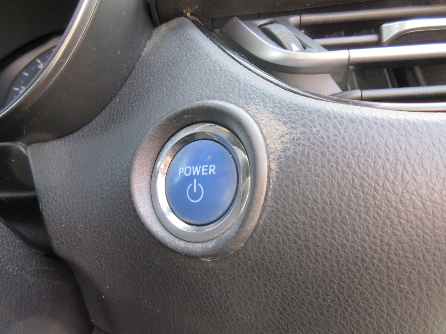 Used Toyota C-HR 2019 for sale - 76839621: Photo 23