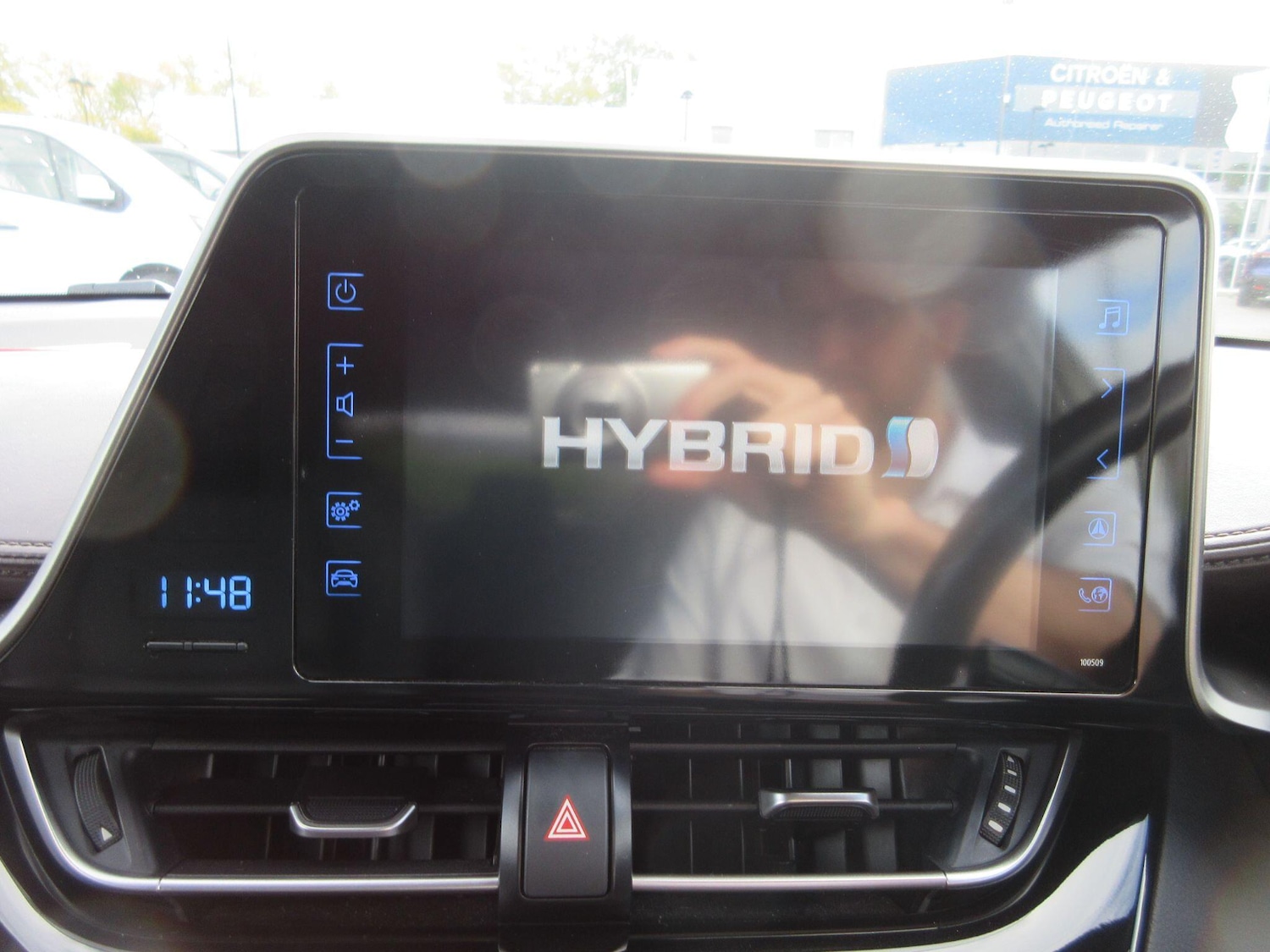 Used Toyota C-HR 2019 for sale - 76839621: Photo 34