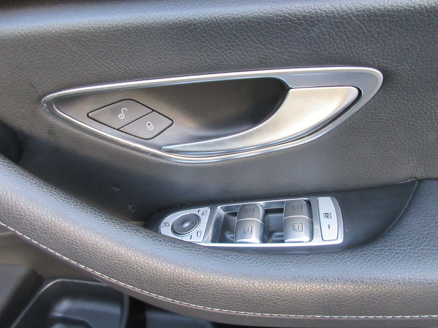 Used Mercedes-Benz E Class 2020 for sale - 76913784: Photo 24