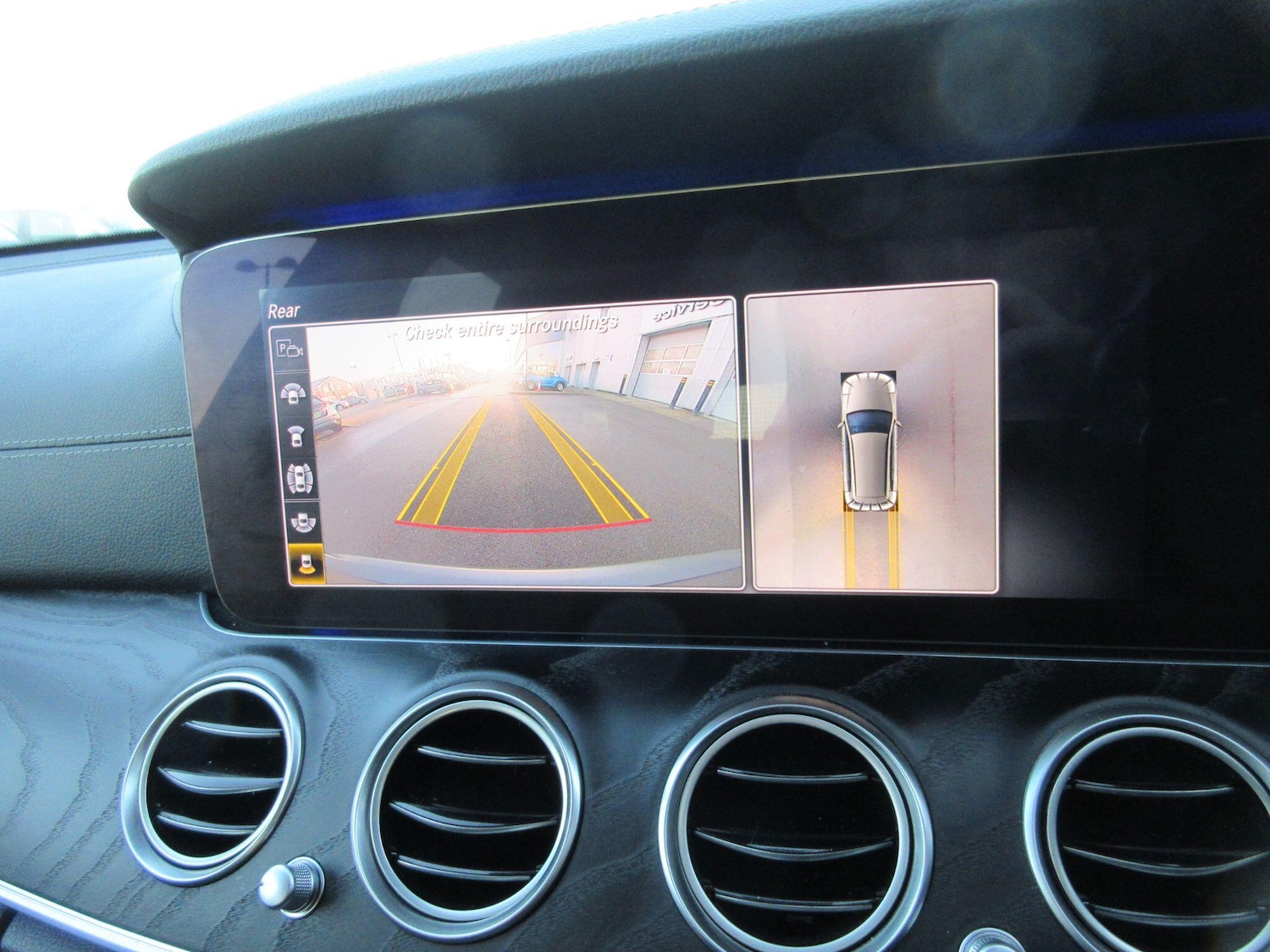 Used Mercedes-Benz E Class 2020 for sale - 76913784: Photo 32