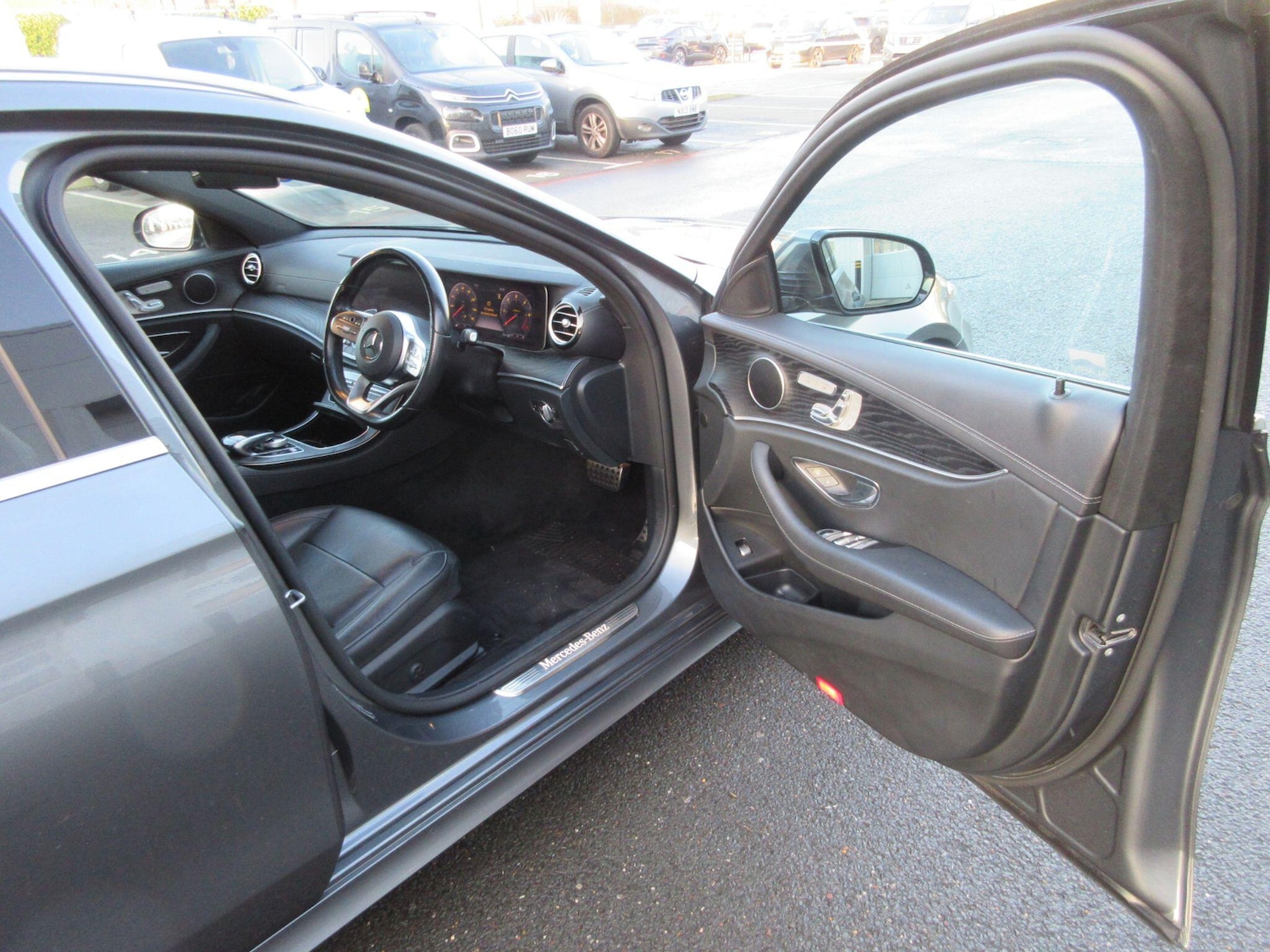 Used Mercedes-Benz E Class 2020 for sale - 76913784: Photo 45