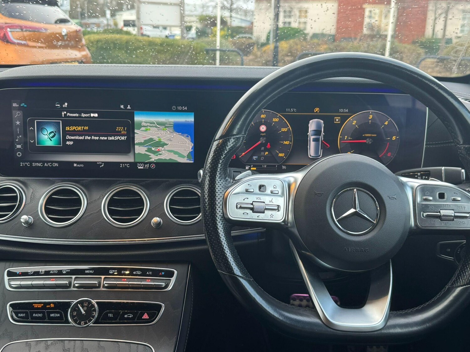 Used Mercedes-Benz E Class 2020 for sale - 76913784: Photo 6