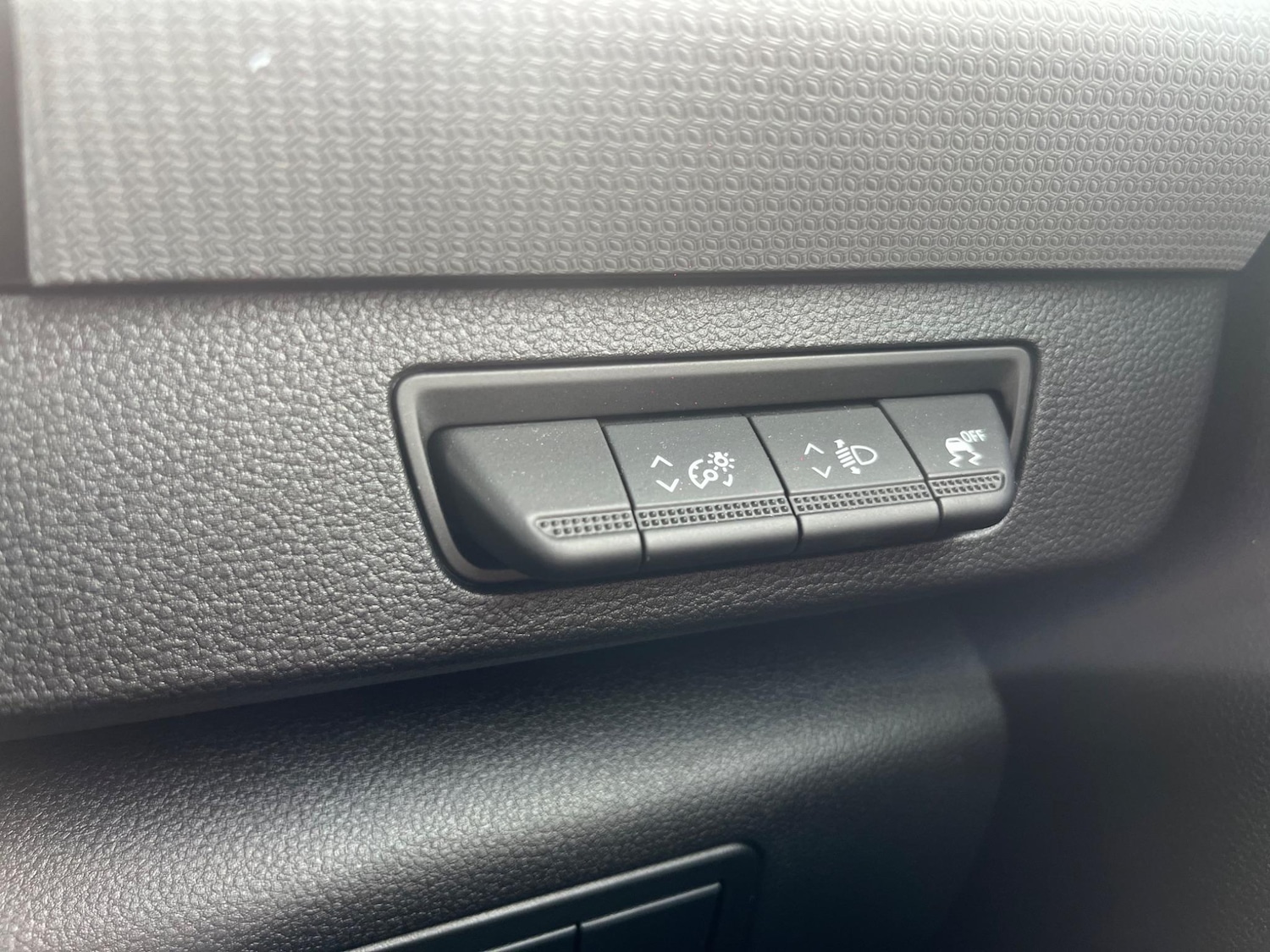 Used Nissan Other 2023 for sale - 76613231: Photo 34