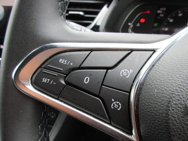 Used Renault Captur 2023 for sale - 74691205: Photo 16