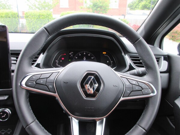 Used Renault Captur 2023 for sale - 74691205: Photo 33
