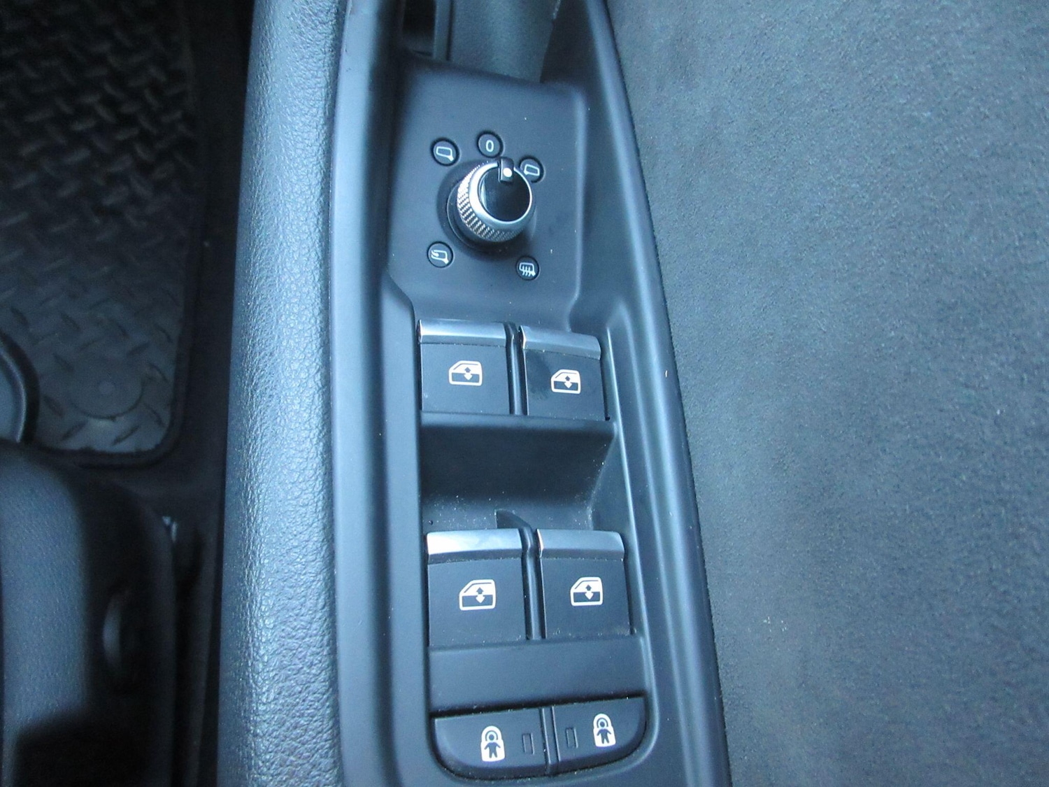 Used Audi A4 for sale - 76898591: Photo 23