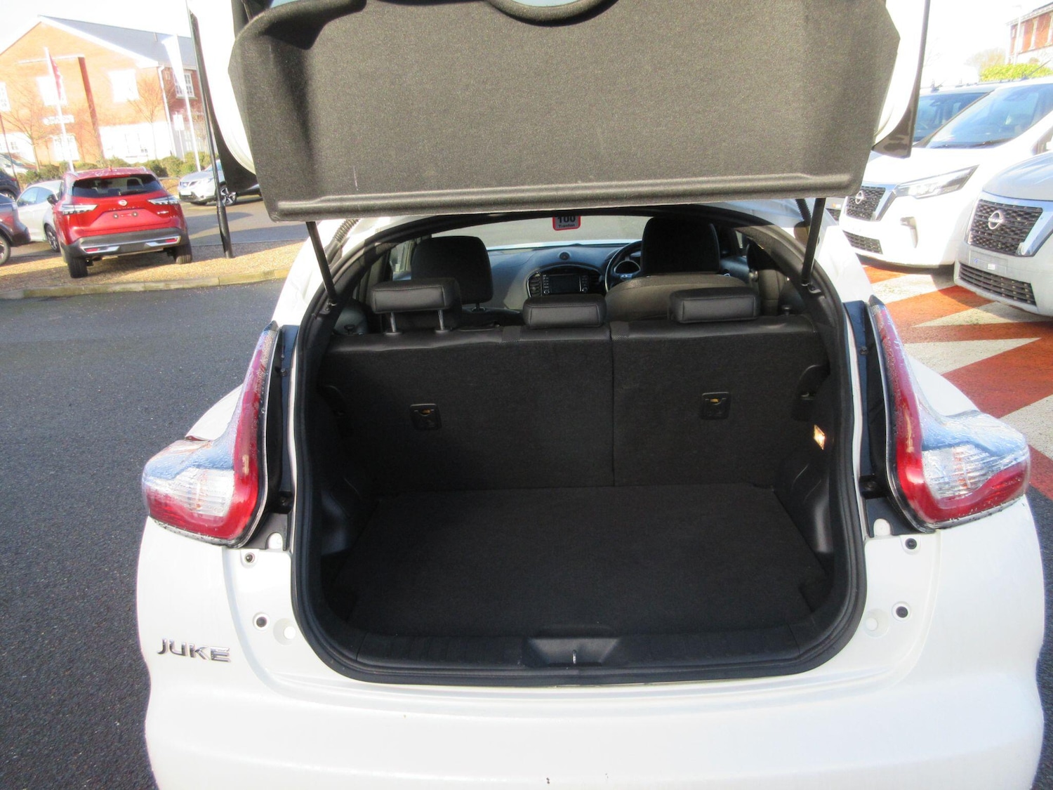 Used Nissan Juke 2016 for sale - 77330983: Photo 25