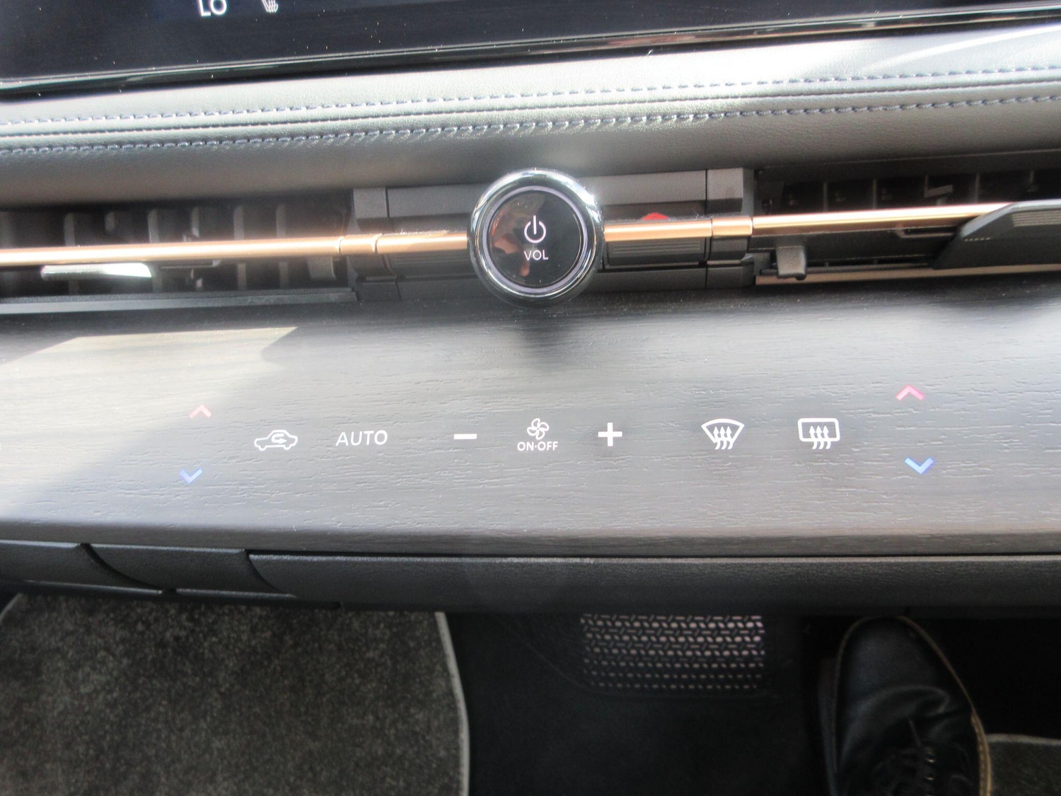 Used Nissan ARIYA 2023 for sale - 78220315: Photo 11