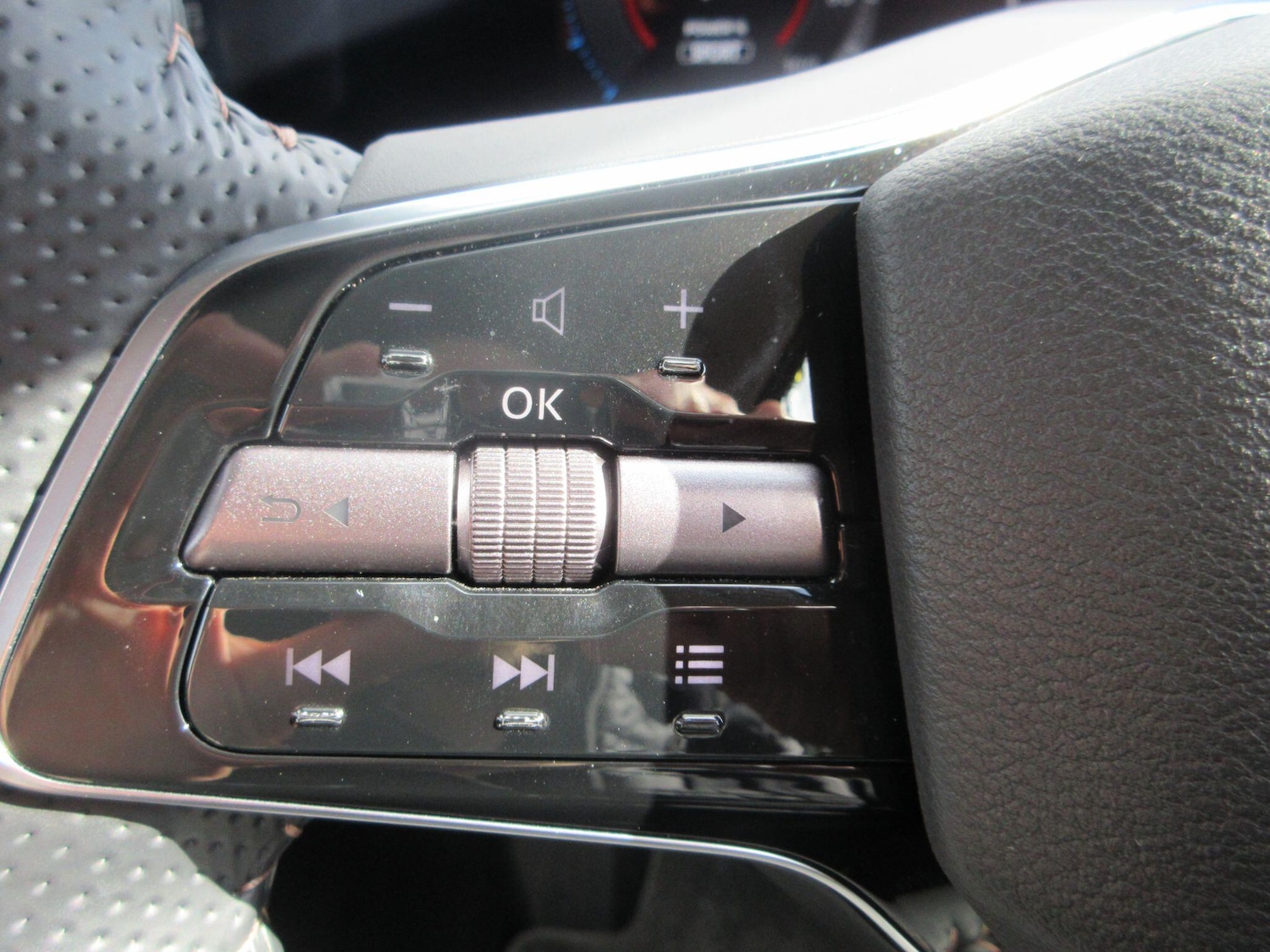 Used Nissan ARIYA 2023 for sale - 78220315: Photo 19