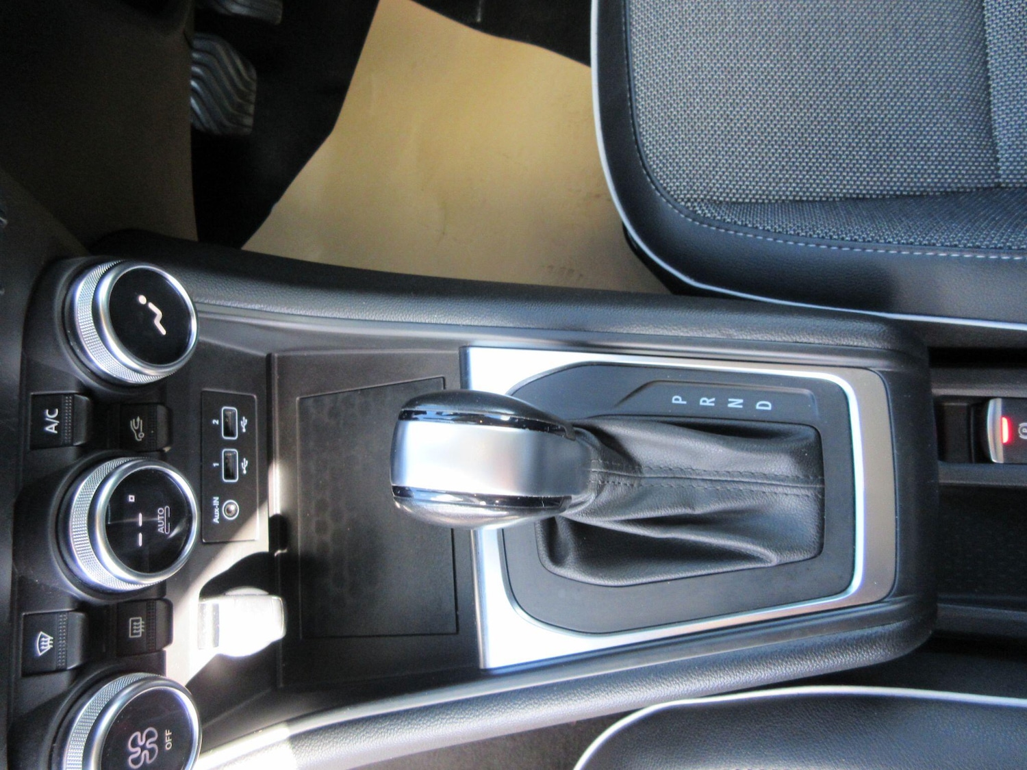 Used Renault Captur 2020 for sale - 75741621: Photo 21