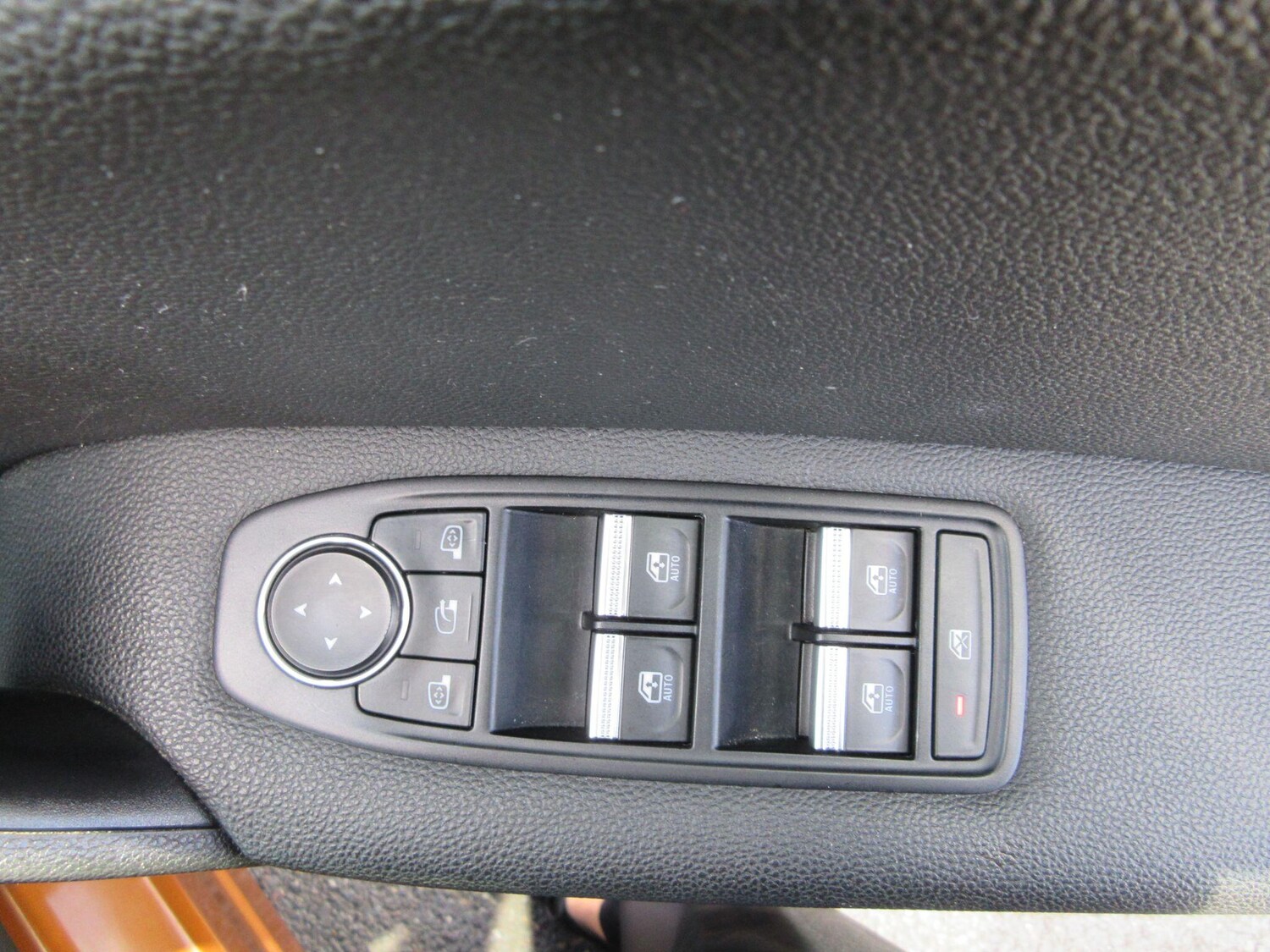 Used Renault Captur 2020 for sale - 75741621: Photo 24