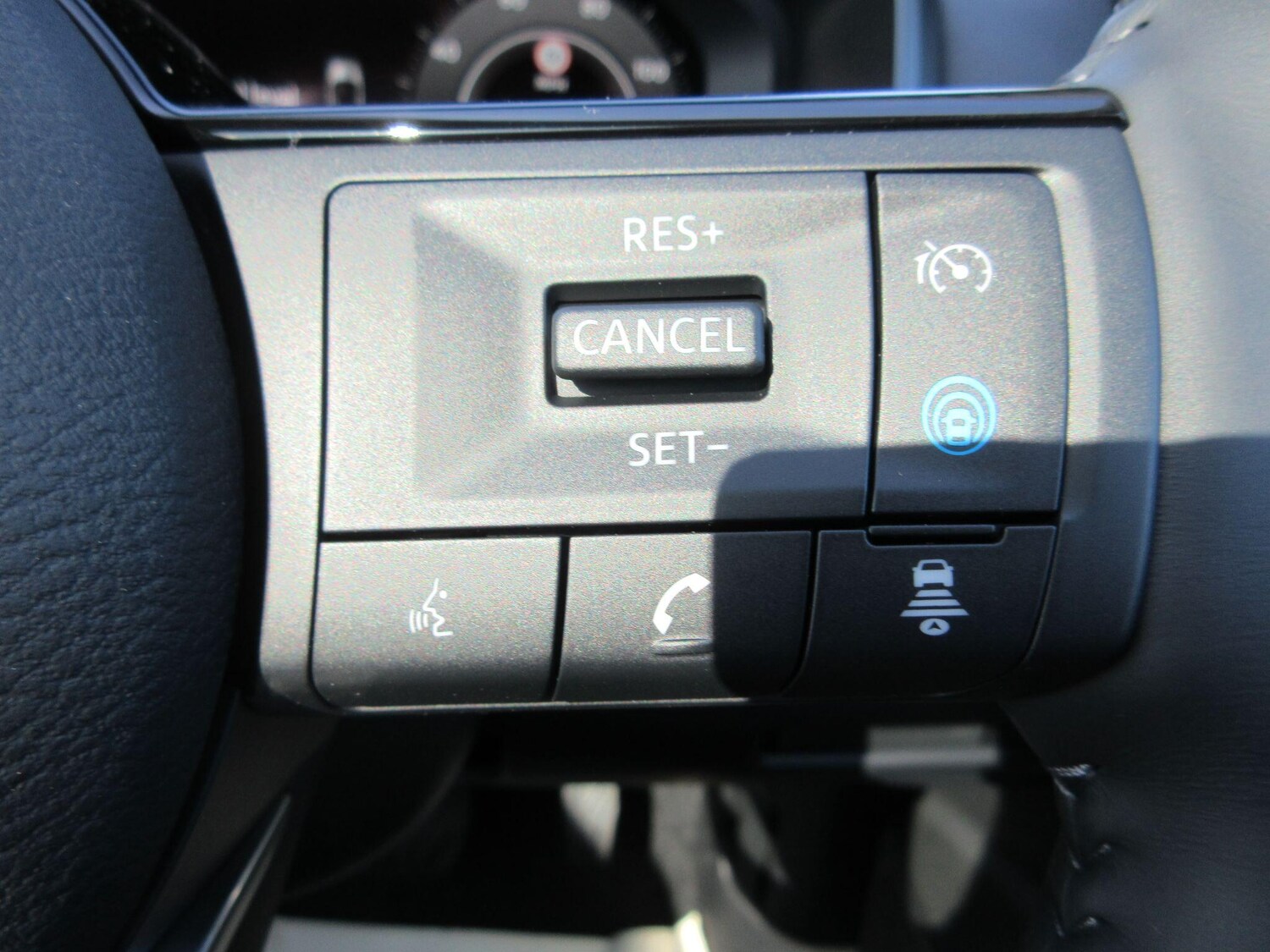 Used Nissan Qashqai for sale - 77958185: Photo 24