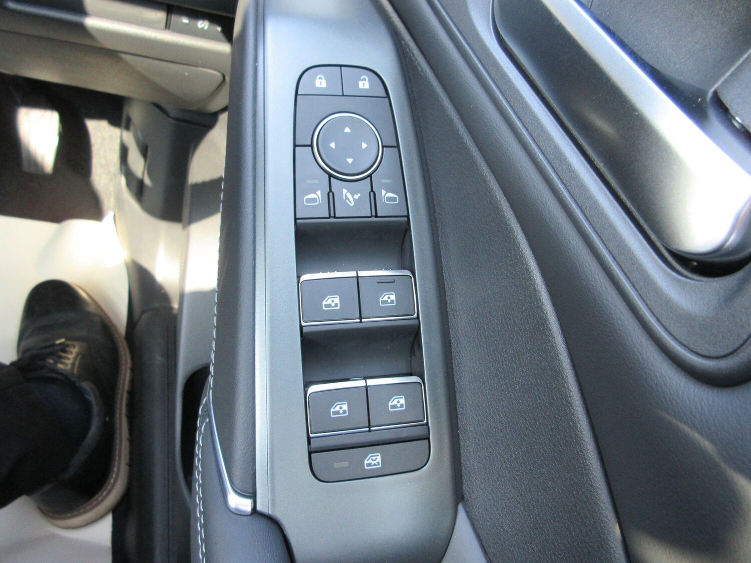 Used Nissan Qashqai for sale - 77958185: Photo 25