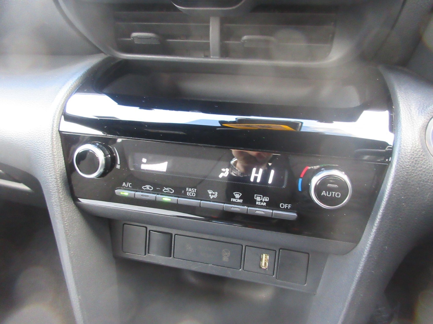 Used Toyota Yaris Cross 2023 for sale - 77290664: Photo 11