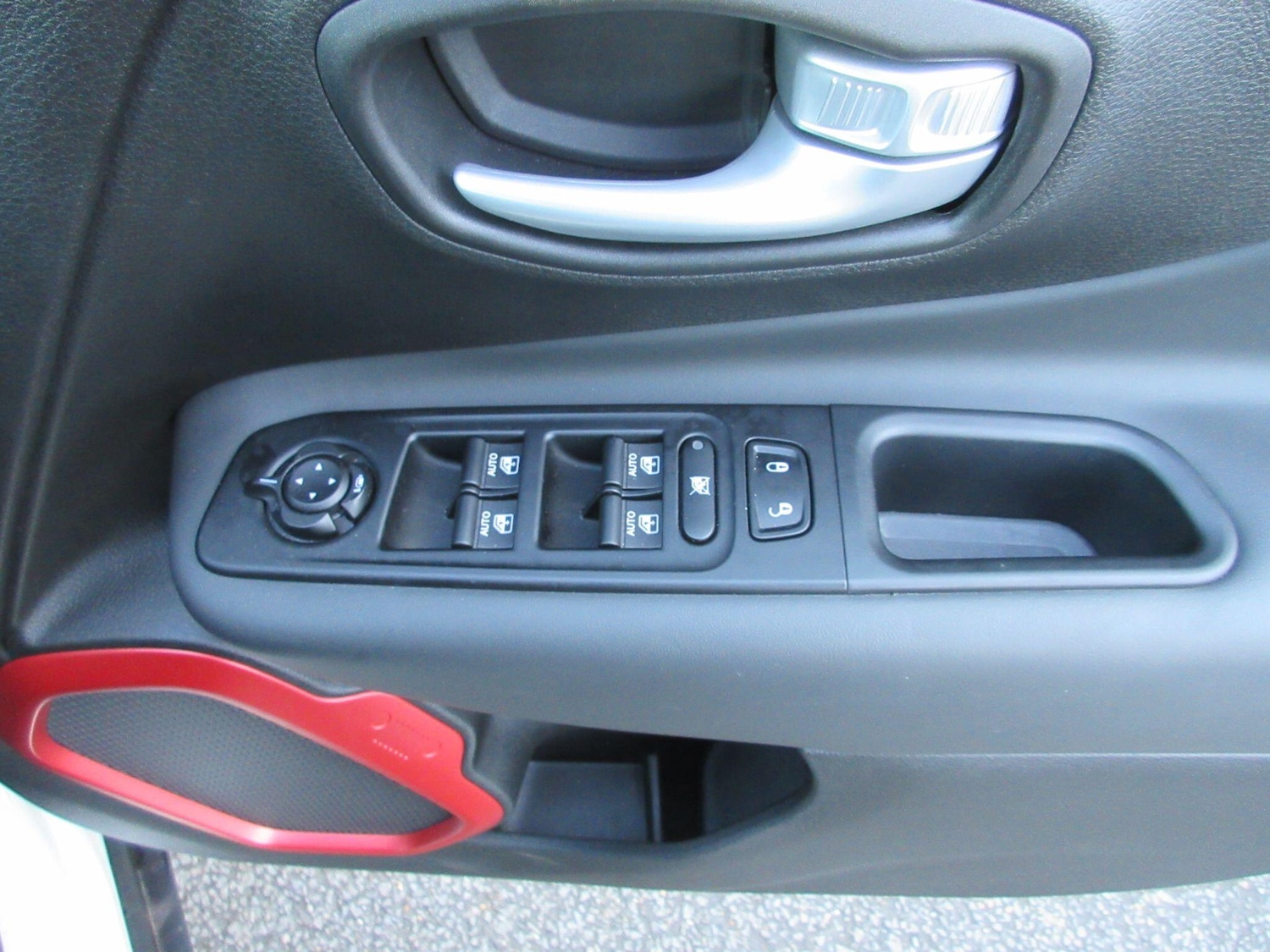 Used Jeep Renegade 2024 for sale - 77994355: Photo 28