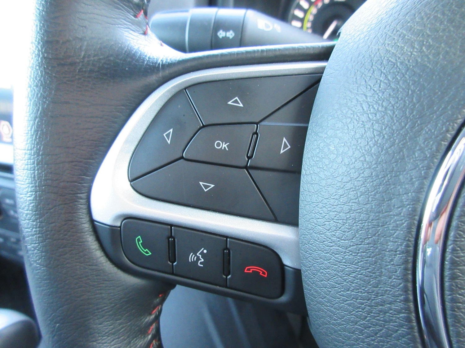 Used Jeep Renegade 2024 for sale - 77994355: Photo 32