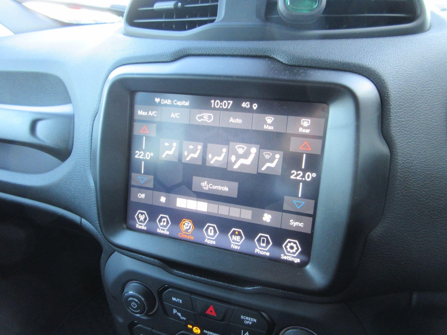 Used Jeep Renegade 2024 for sale - 77994355: Photo 41