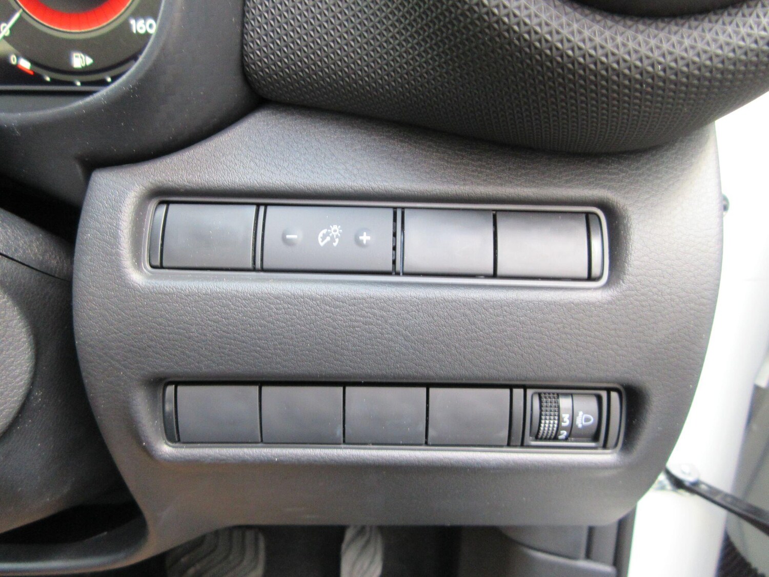Used Nissan Juke 2025 for sale - 75678370: Photo 18
