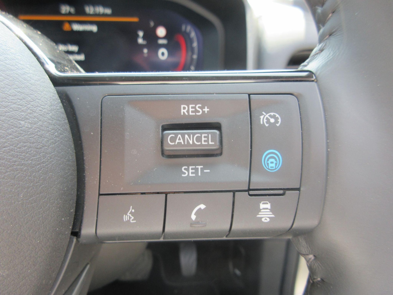 Used Nissan X-Trail 2024 for sale - 77411885: Photo 21