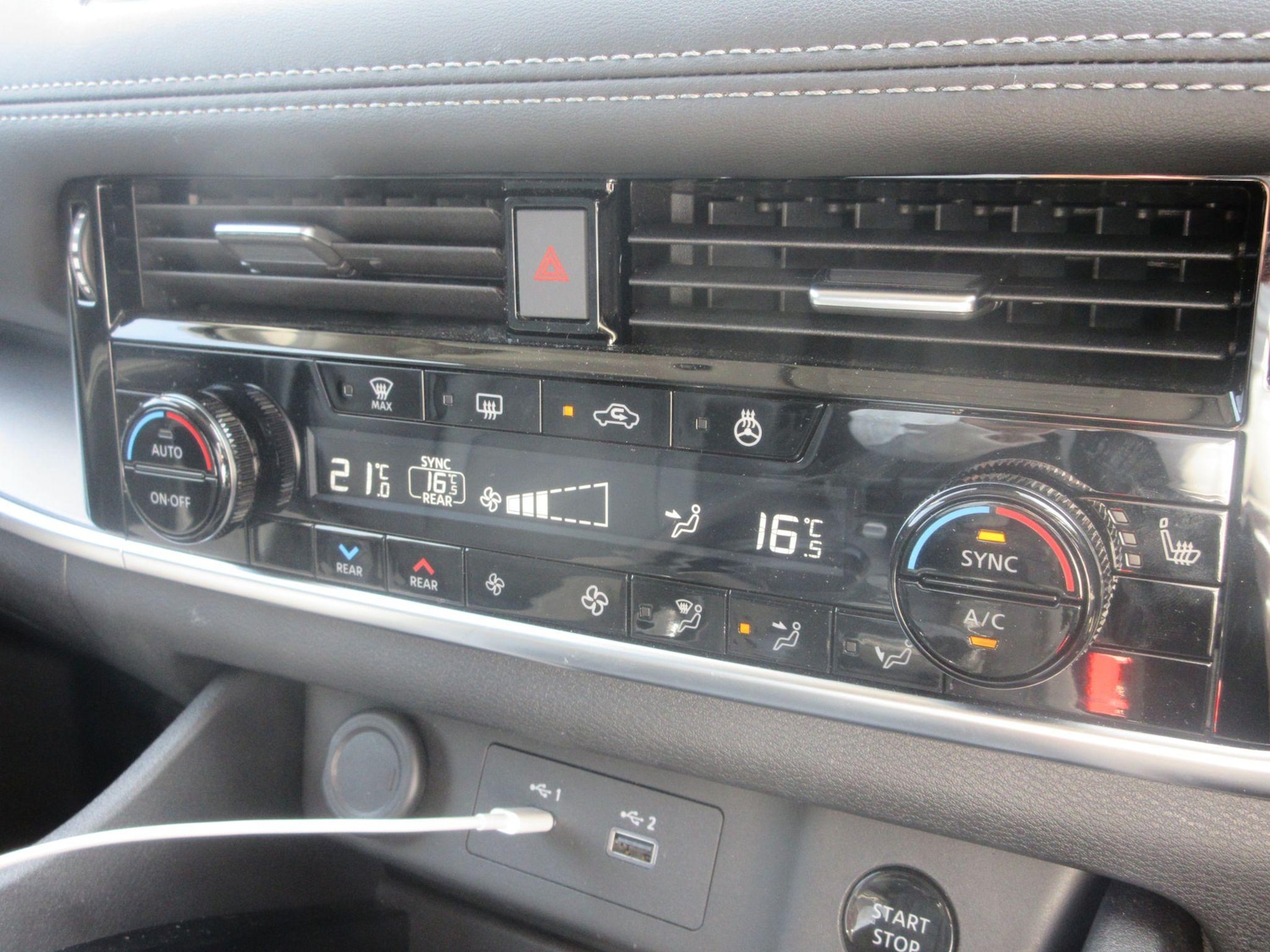 Used Nissan X-Trail 2024 for sale - 77411885: Photo 25