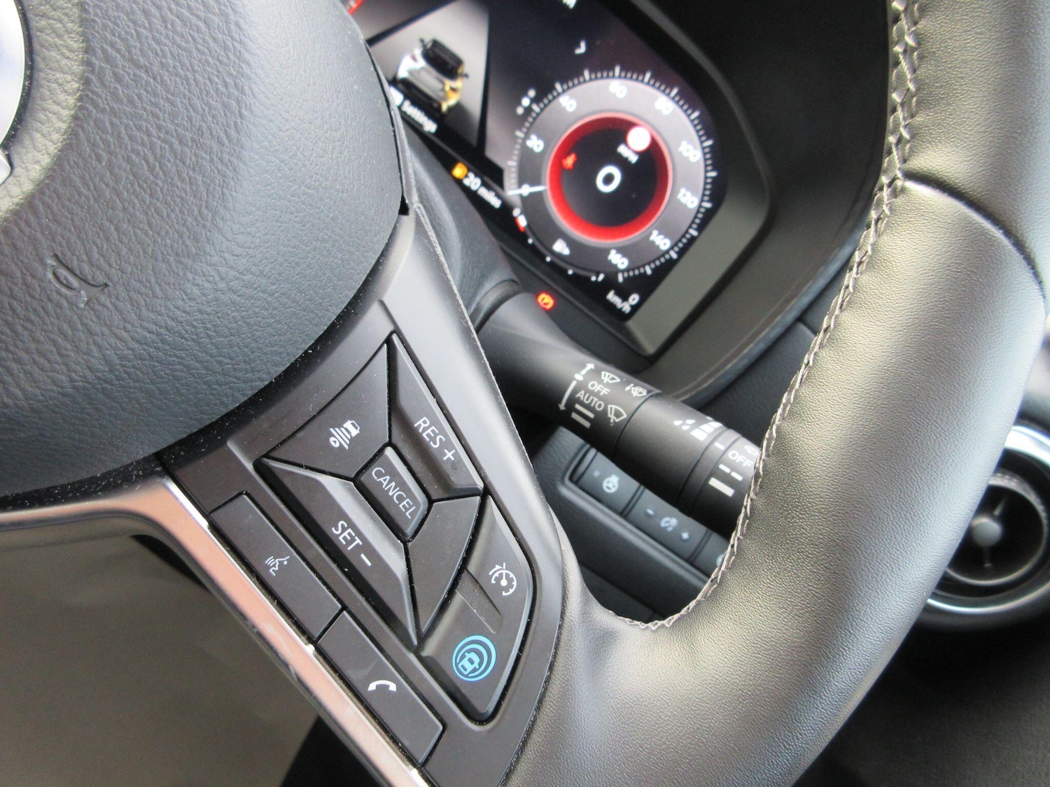 Used Nissan Juke for sale - 78136099: Photo 18