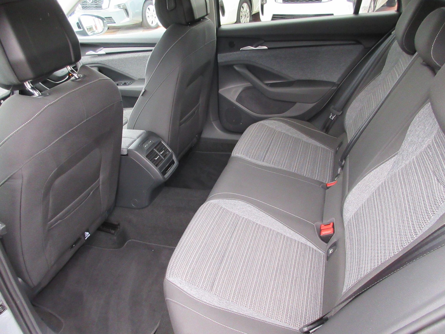 Used Skoda Superb 2024 for sale - 76458138: Photo 12