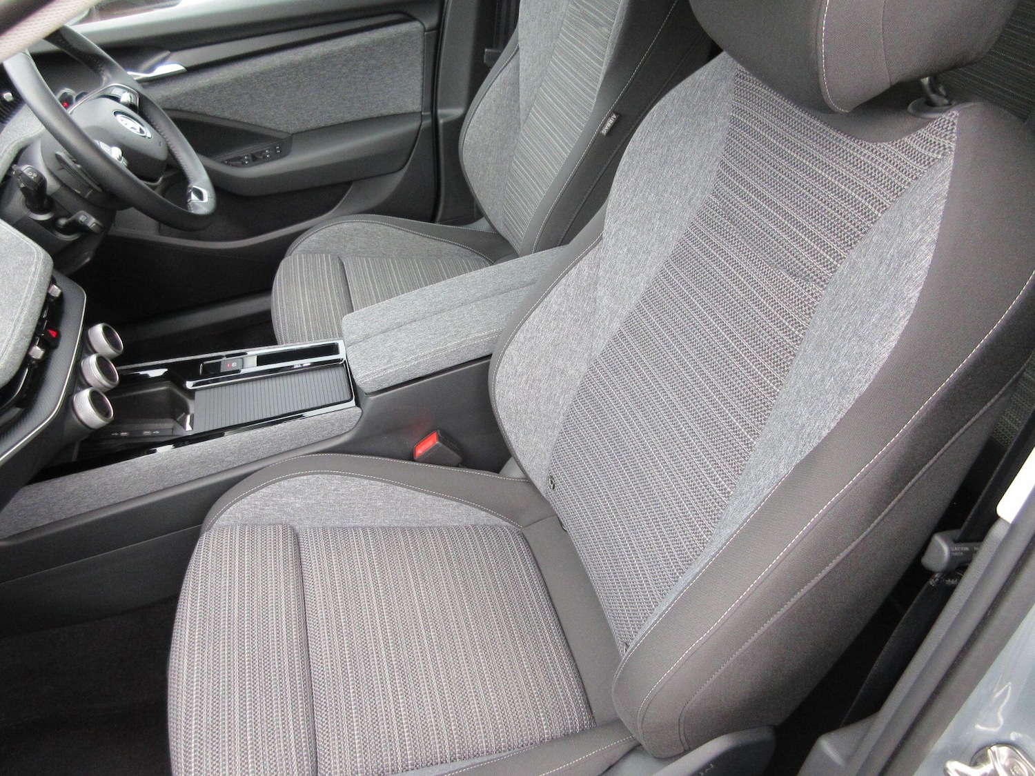 Used Skoda Superb 2024 for sale - 76458138: Photo 32