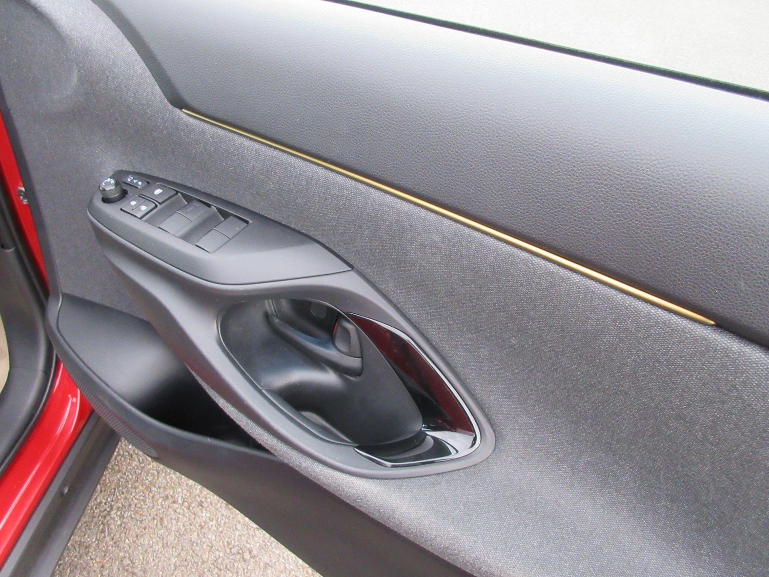Used Toyota Yaris Cross 2022 for sale - 76360912: Photo 28