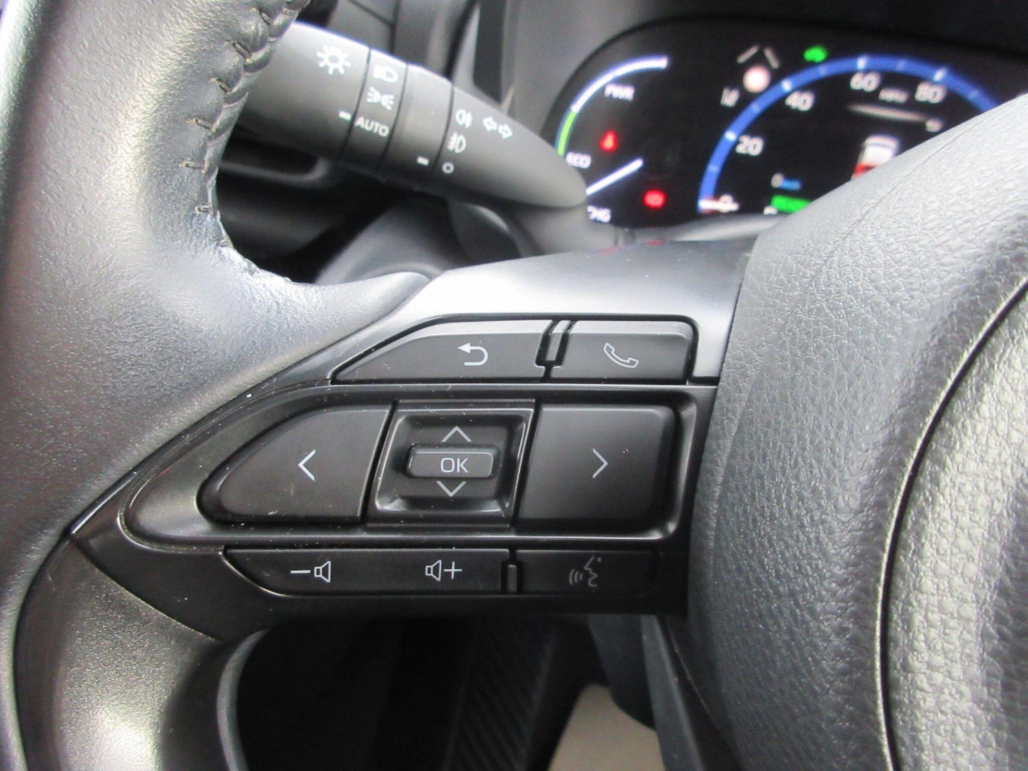 Used Toyota Yaris Cross 2022 for sale - 76360912: Photo 32