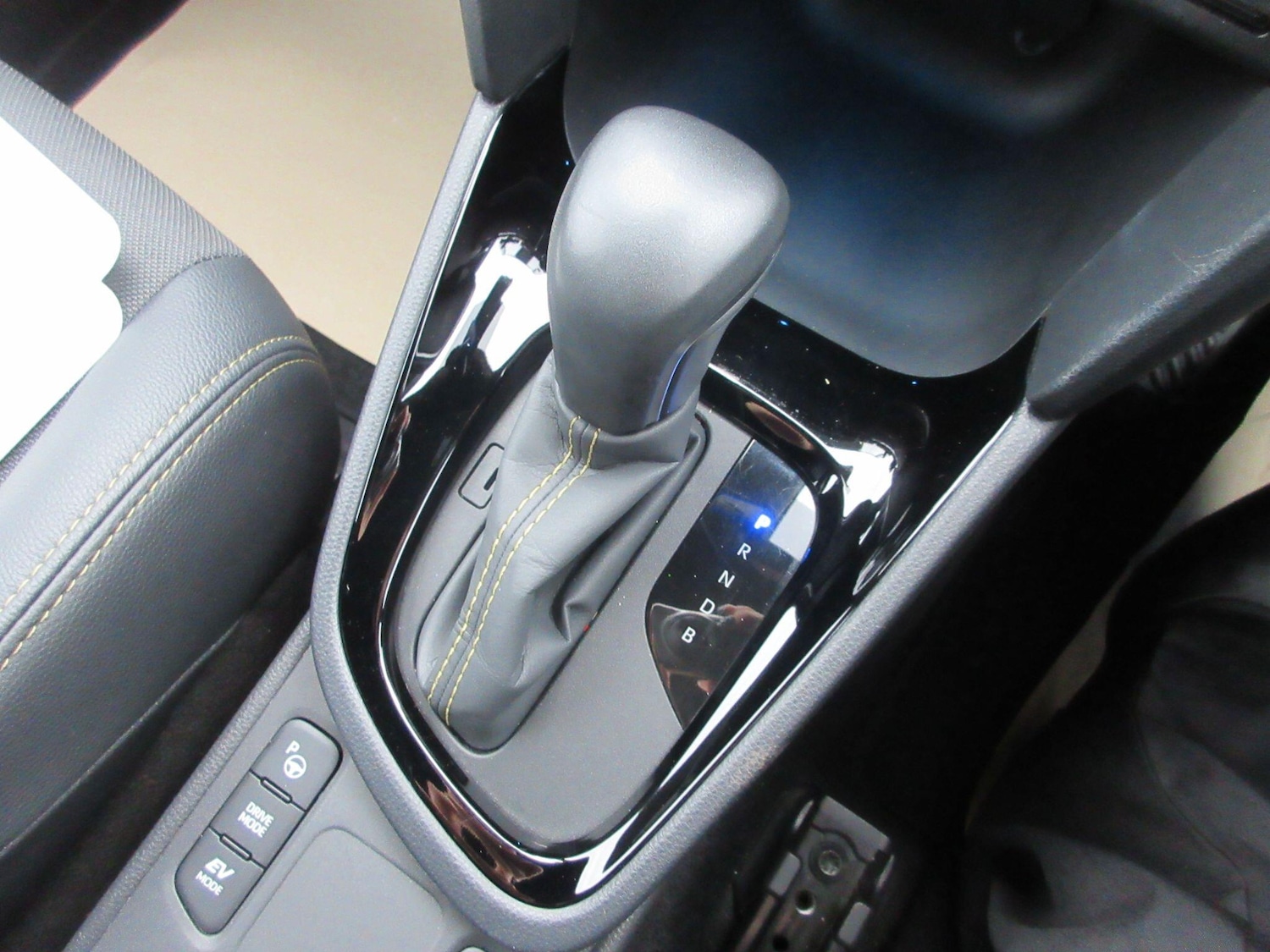 Used Toyota Yaris Cross 2022 for sale - 76360912: Photo 41
