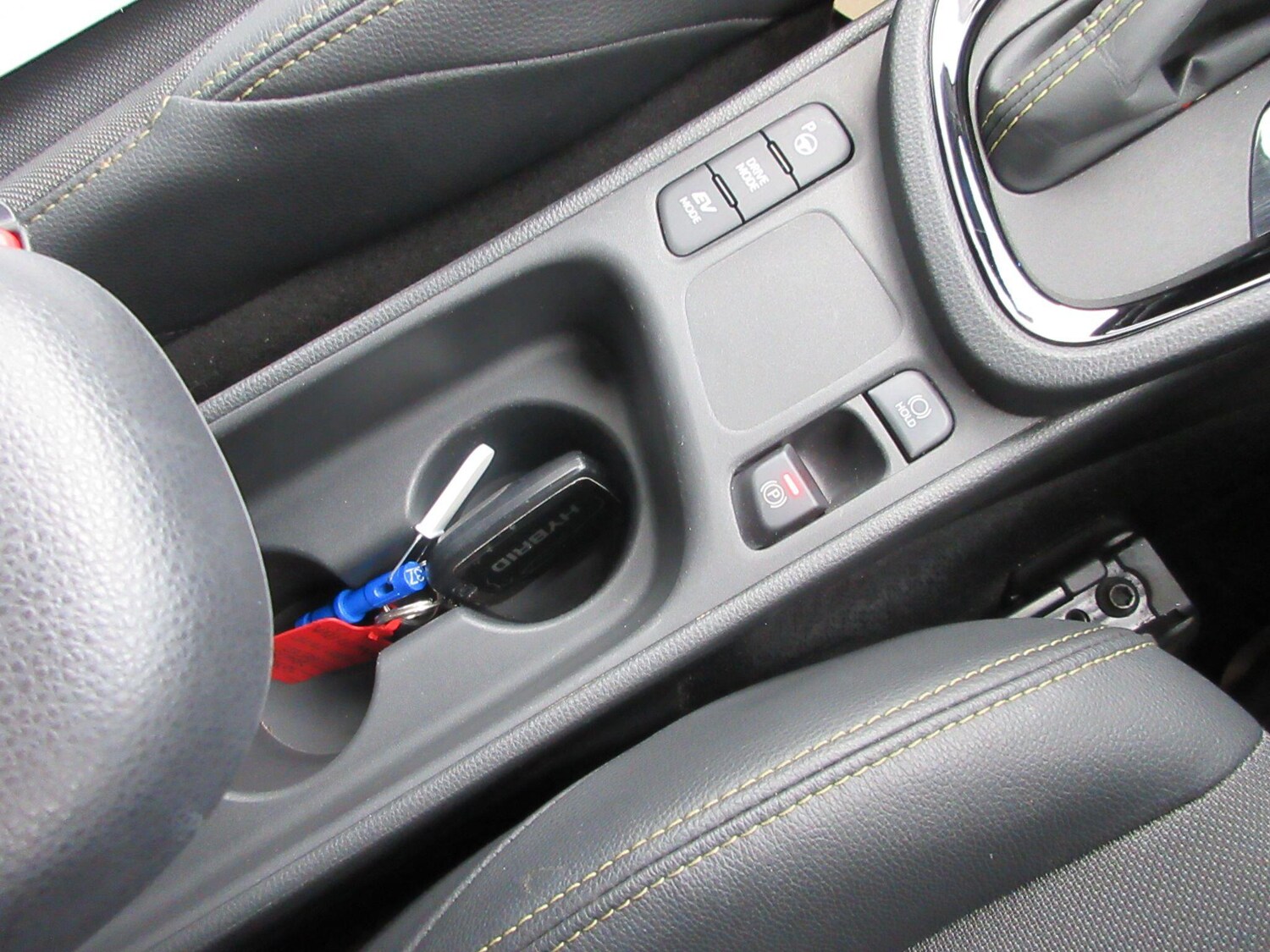 Used Toyota Yaris Cross 2022 for sale - 76360912: Photo 42