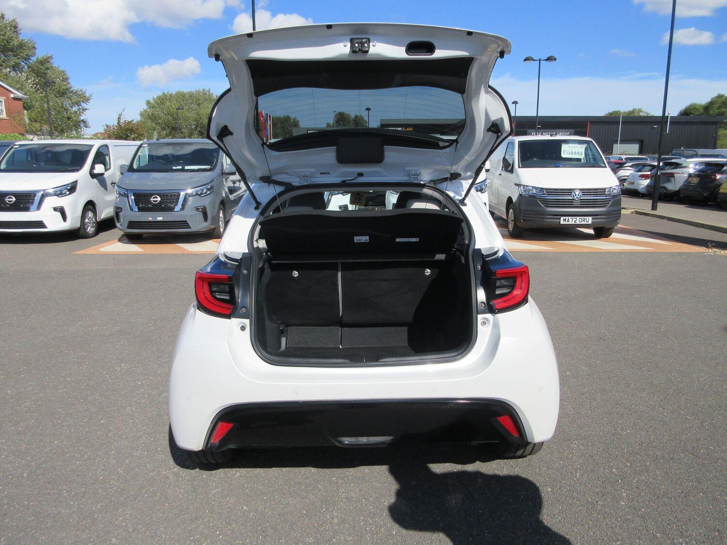 Used Toyota Yaris 2023 for sale - 75720265: Photo 11