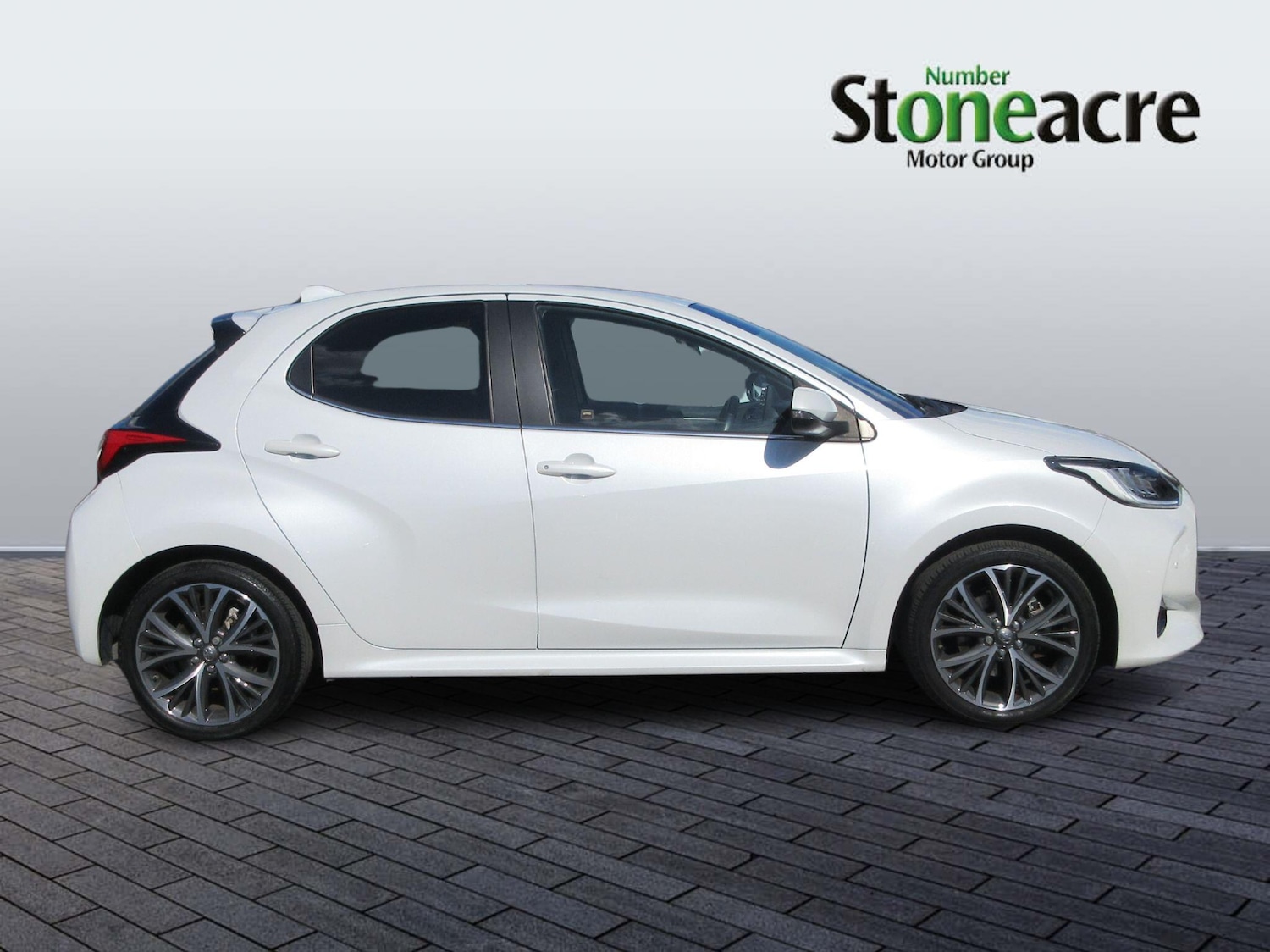 Used Toyota Yaris 2023 for sale - 75720265: Photo 2
