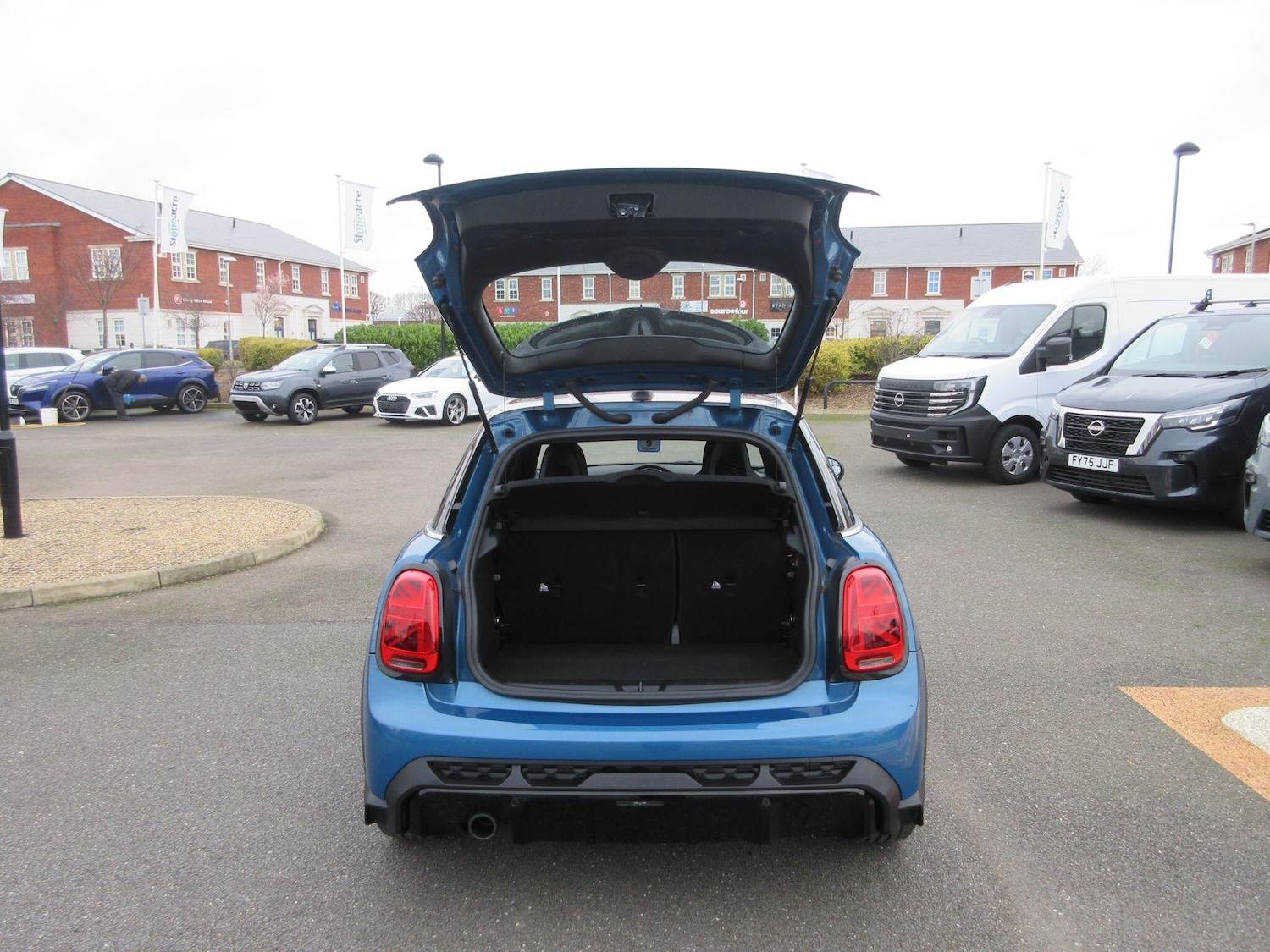 Used MINI Hatch 2021 for sale - 76824737: Photo 32