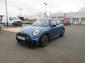 Used MINI Hatch 2021 for sale - 76824737: Photo