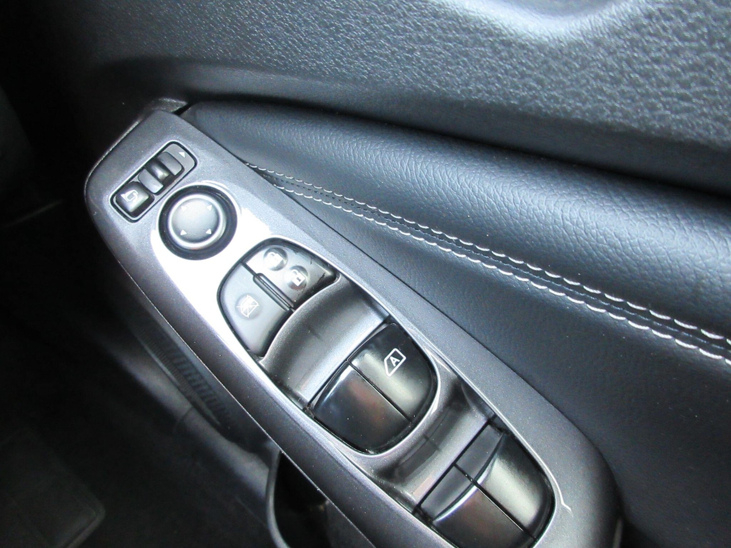 Used Nissan Juke 2023 for sale - 76666512: Photo 40