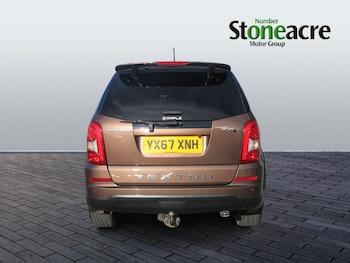Used Ssangyong Rexton 2017 for sale - 75940854: Photo