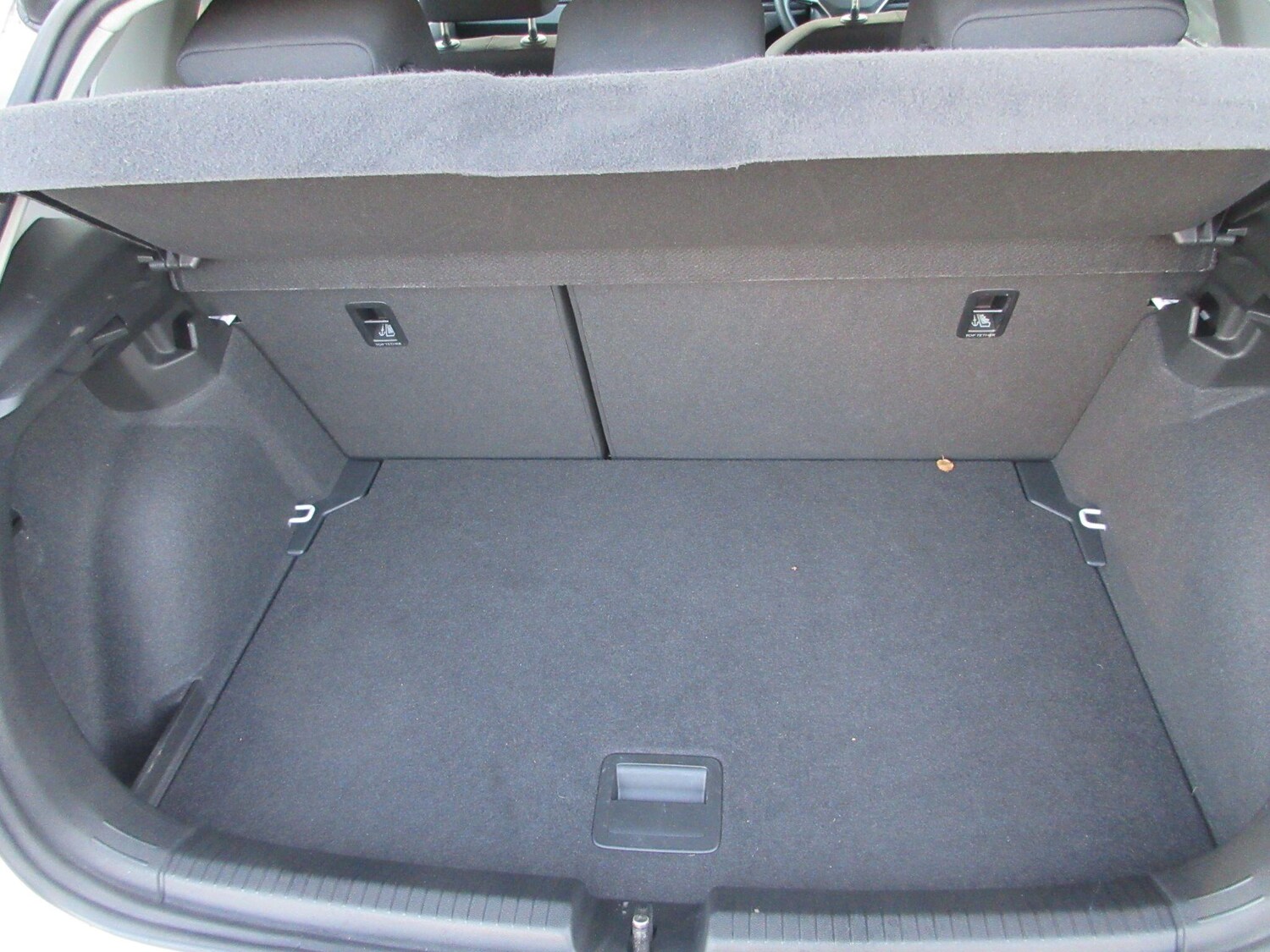 Used Volkswagen Polo 2024 for sale - 76612728: Photo 50