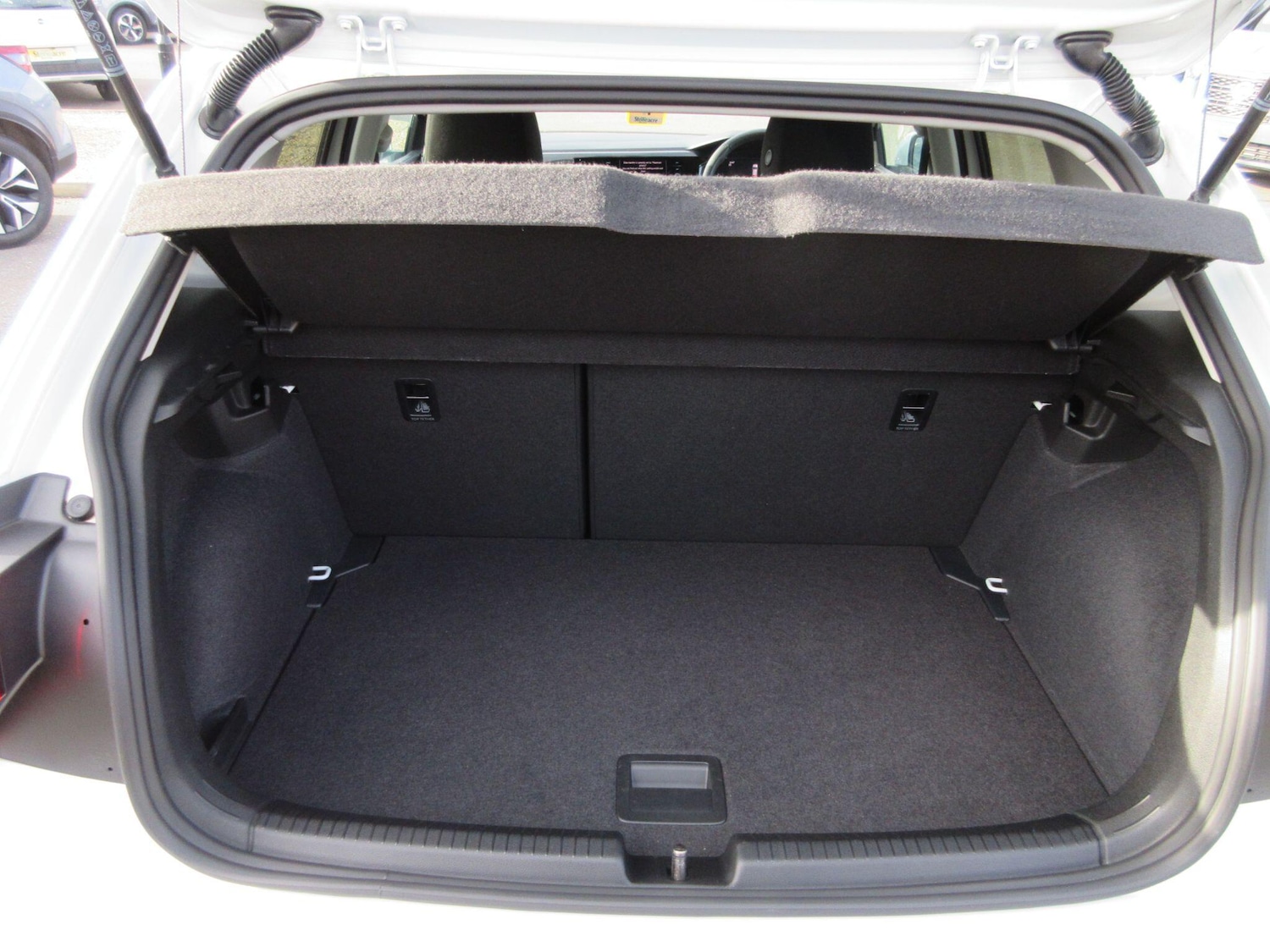 Used Volkswagen Polo 2024 for sale - 76612728: Photo 51