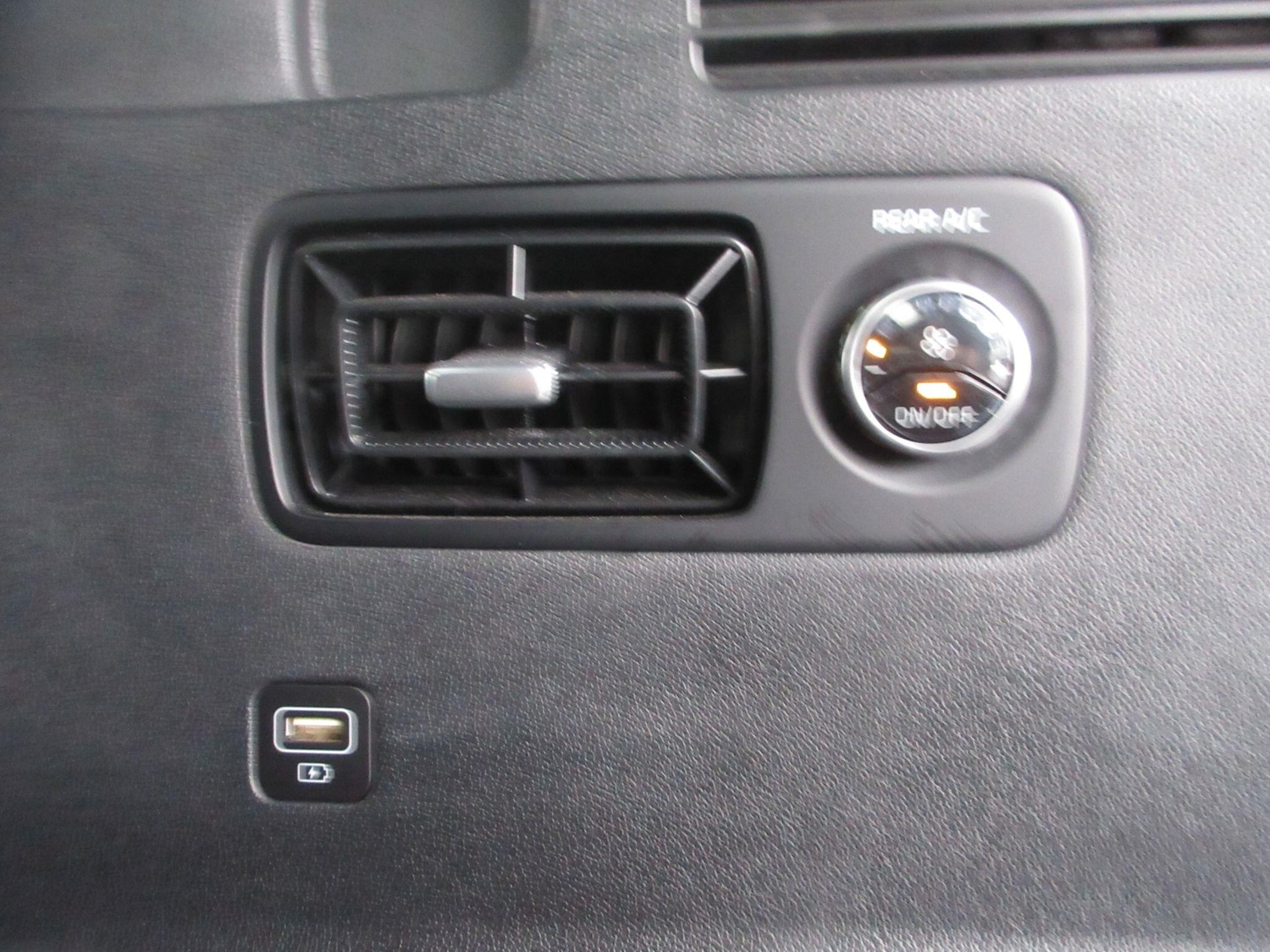 Used Kia Sorento 2023 for sale - 76499677: Photo 32