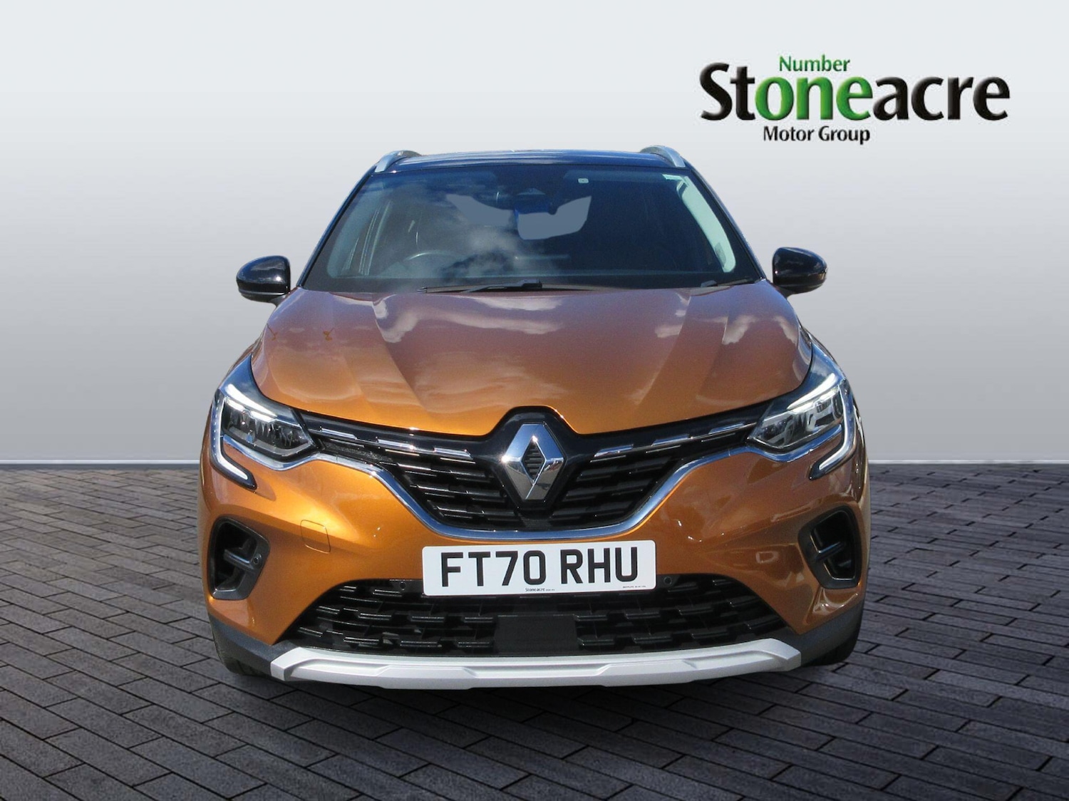 Used Renault Captur 2020 for sale - 76657325: Photo 2