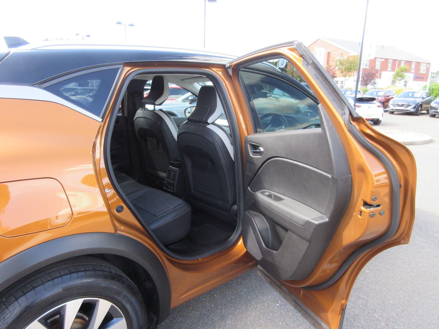 Used Renault Captur 2020 for sale - 76657325: Photo 32